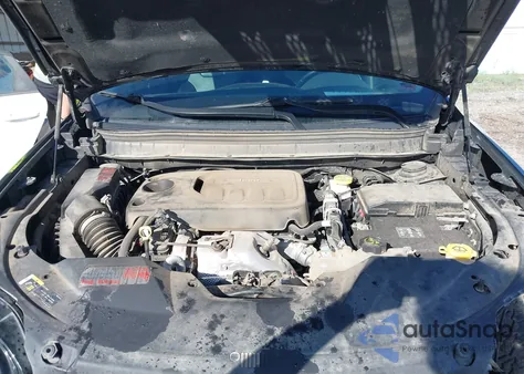 2020 Jeep Cherokee Trailhawk 4X4 z USA, uszkodzony, nr VIN 1C4PJMBN8LD539605